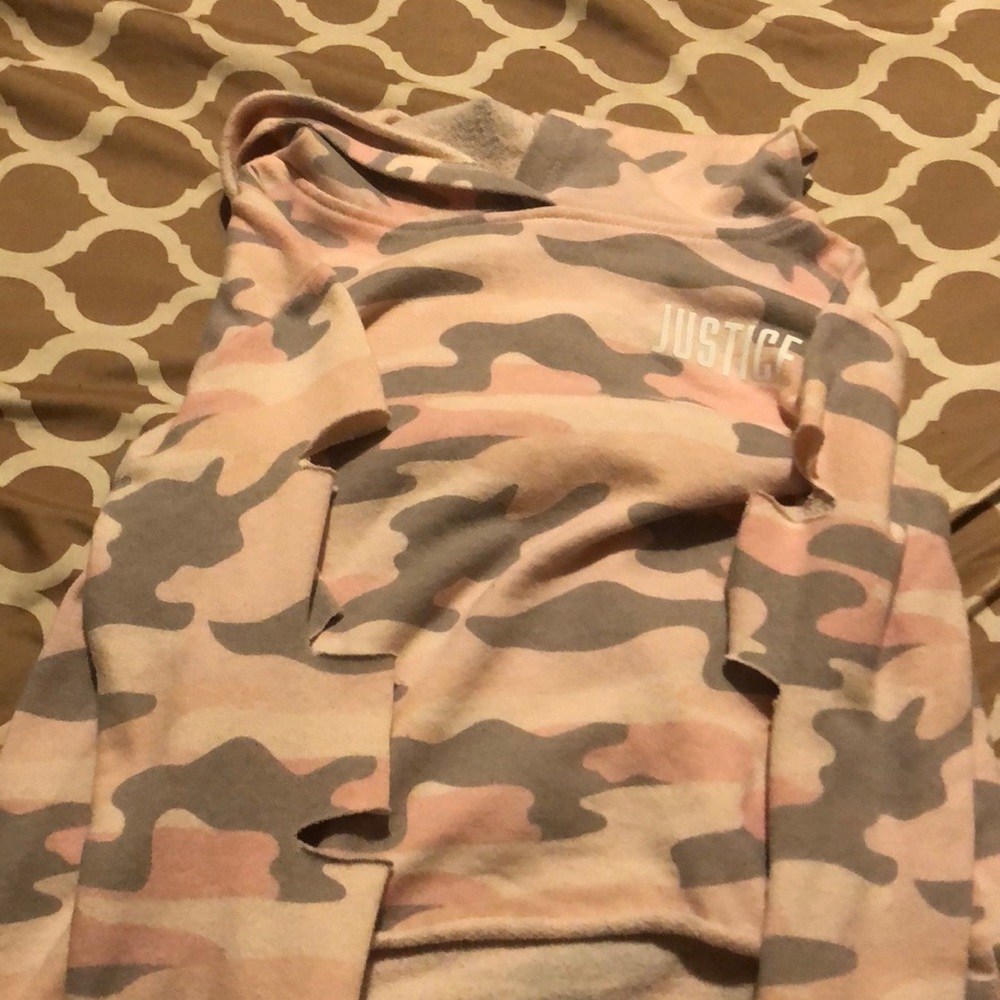 Justice long sleeve ：）